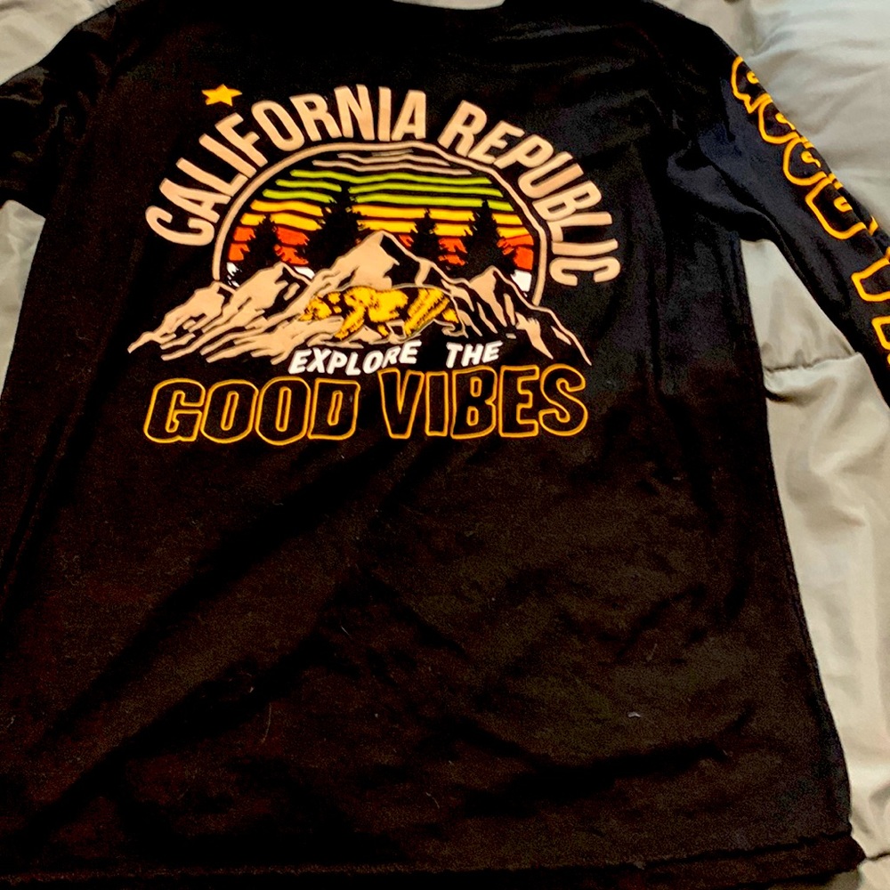 California Republic/ Medium . Guys andGirls could rock this